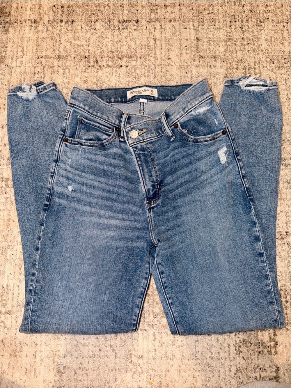Abercrombie & Fitch The Super Skinny Ankle High Rise